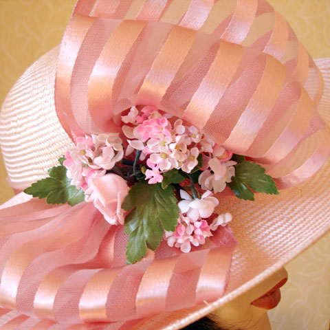 Pink Straw Hat Carmen Detail