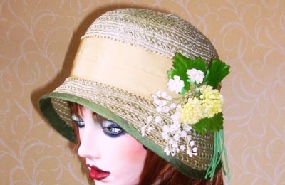 Light green straw hat